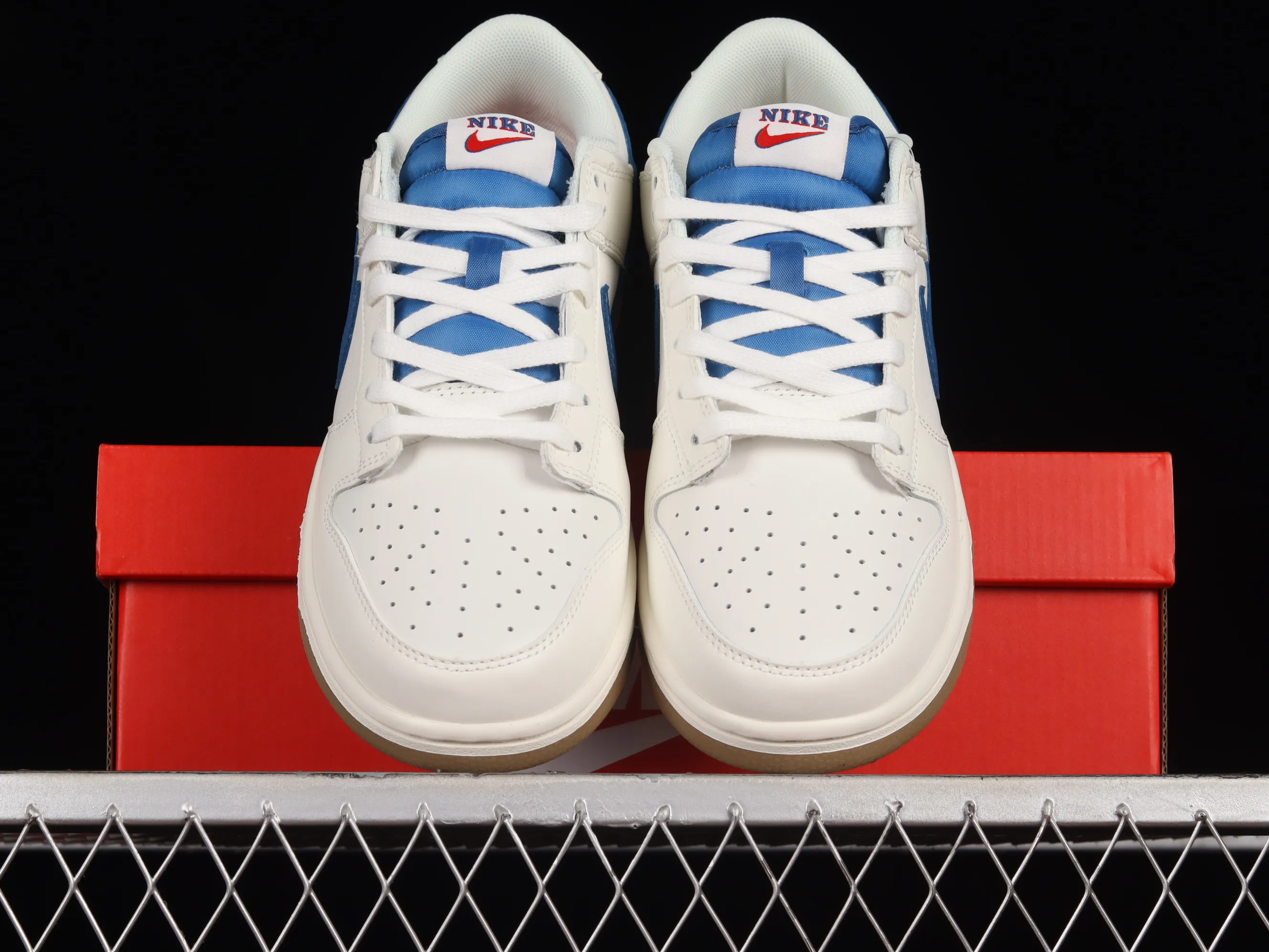 All categories Nk SB Dunk series Nk SB Dunk Low low-top sneakers F version Nk SB Dunk Low milk blue SB low-top sports and leisure sneakers DX3198-133